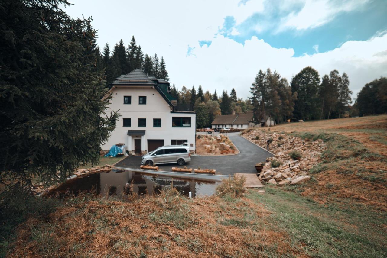 Chata Pod Obrim Hradem Hotel Nicov  Luaran gambar